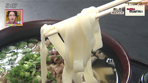 「寿し政」寿司店ながら肉うどんが人気。独自のスープと麺を極めた一杯がロングセラーに