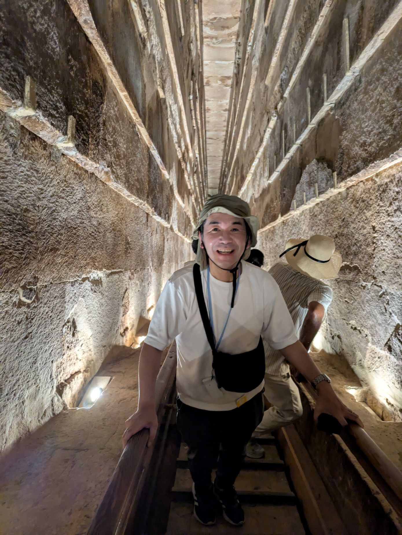 エジプトの旅③　ピラミッド内部へ